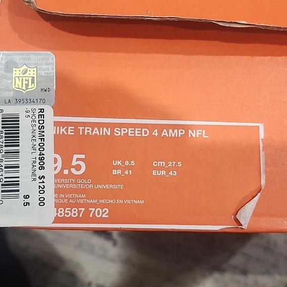 Size 9.5 Redskin Edition Nikes - avconcontrols.com display picture 3